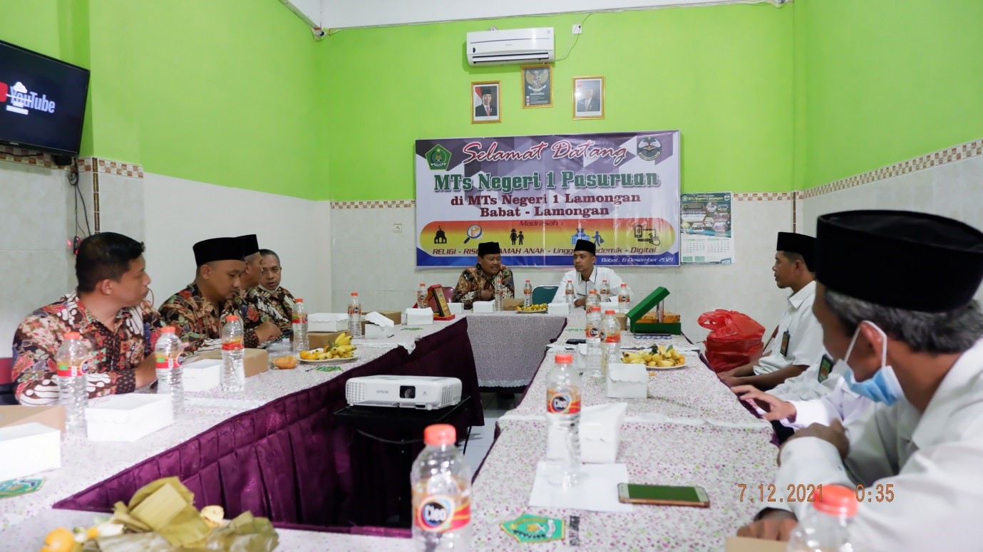 Persiapkan Design Pengelolaan Ma'had, MTsN 1 Pasuruan Studi Banding ke MTsN 1 Lamongan