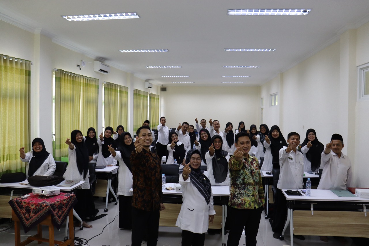 Songsong Kurikulum Merdeka,  MTsN 1 Pasuruan Adakan Workshop Bersama HAFECS