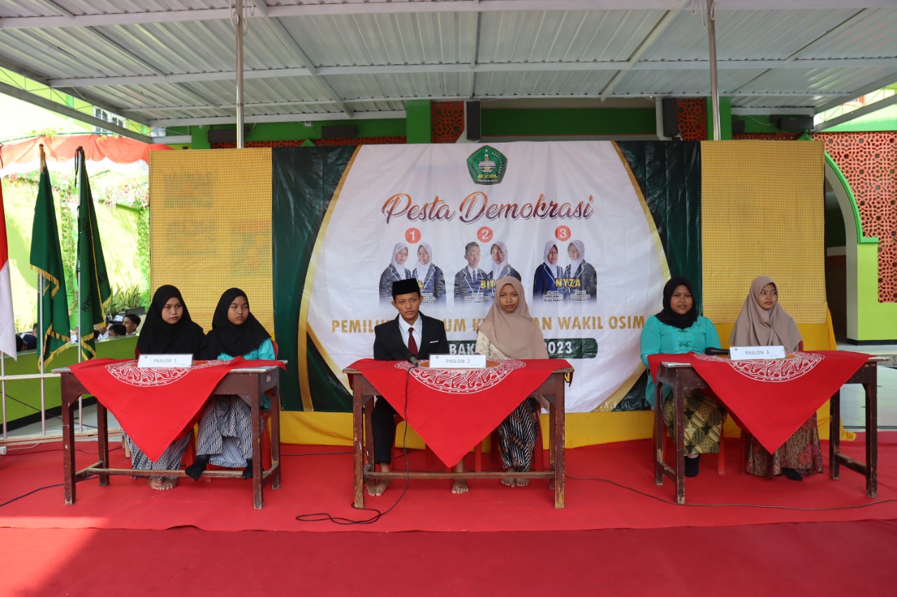 Debat Kandidat  dan Smart Digital Warnai Pemilihan  Ketua - Wakil Ketua OSIM MTsN 1 Pasuruan