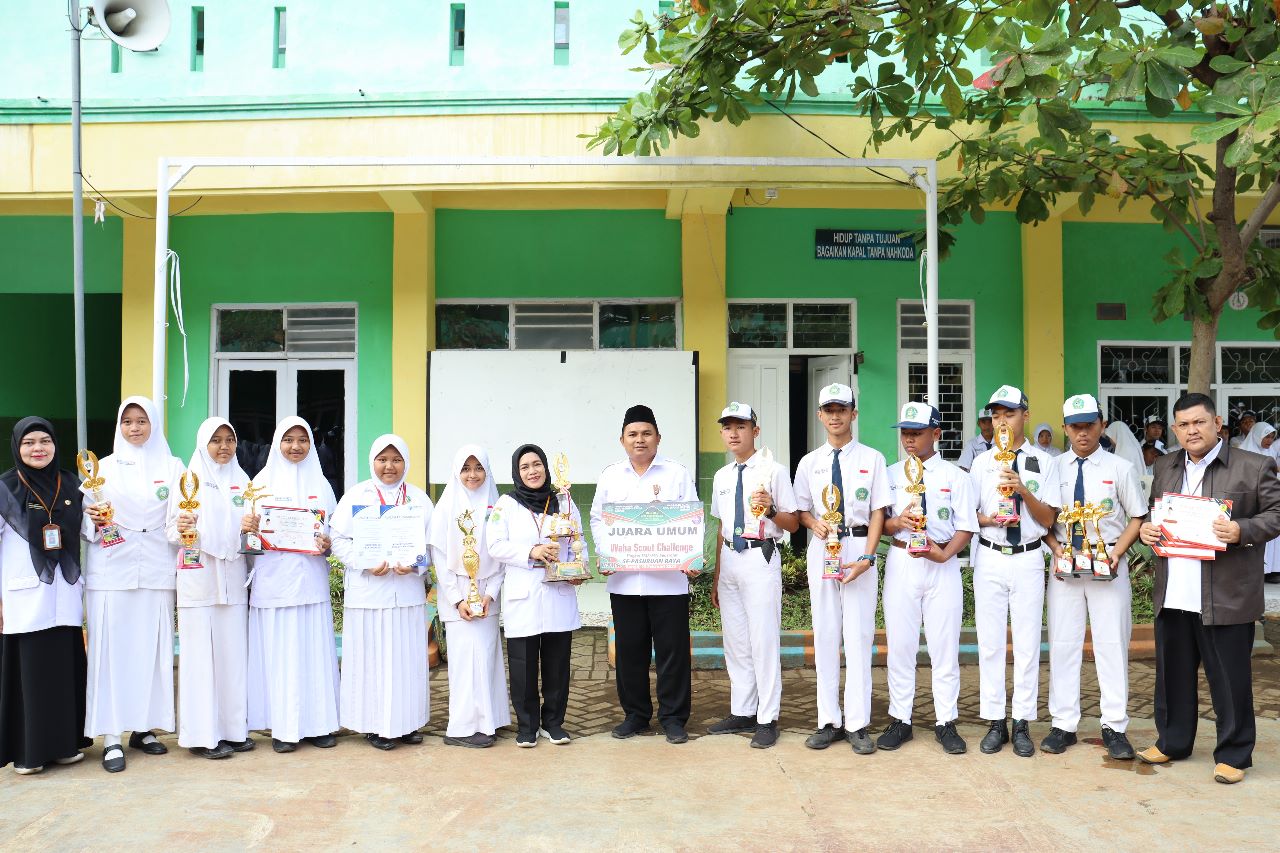 Selama Sepekan Siswa-siswi MTsN 1 Pasuruan Sumbangkan Tiga Belas Prestasi Membanggakan