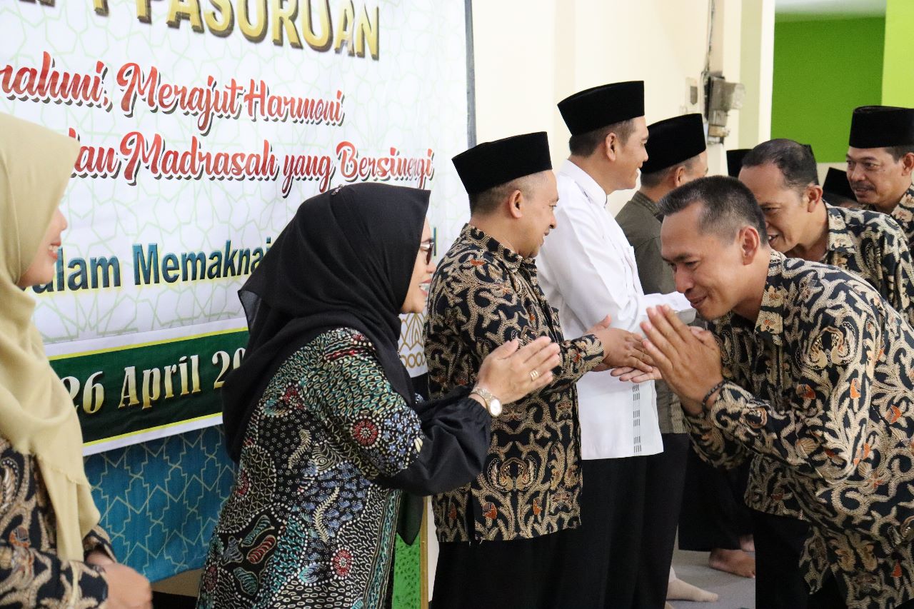 Keluarga Besar MTsN 1 Pasuruan Gelar Halal Bihalal Menjalin Silaturrahmi Merajut Harmoni