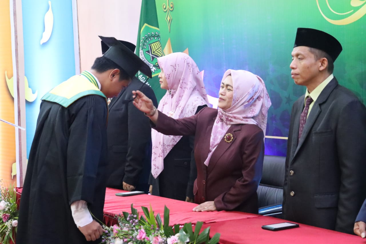 366 siswa MTsN 1 Pasuruan Ikuti  Wisuda Purna siswa, 15 diantaranya Lulus 2 Tahun