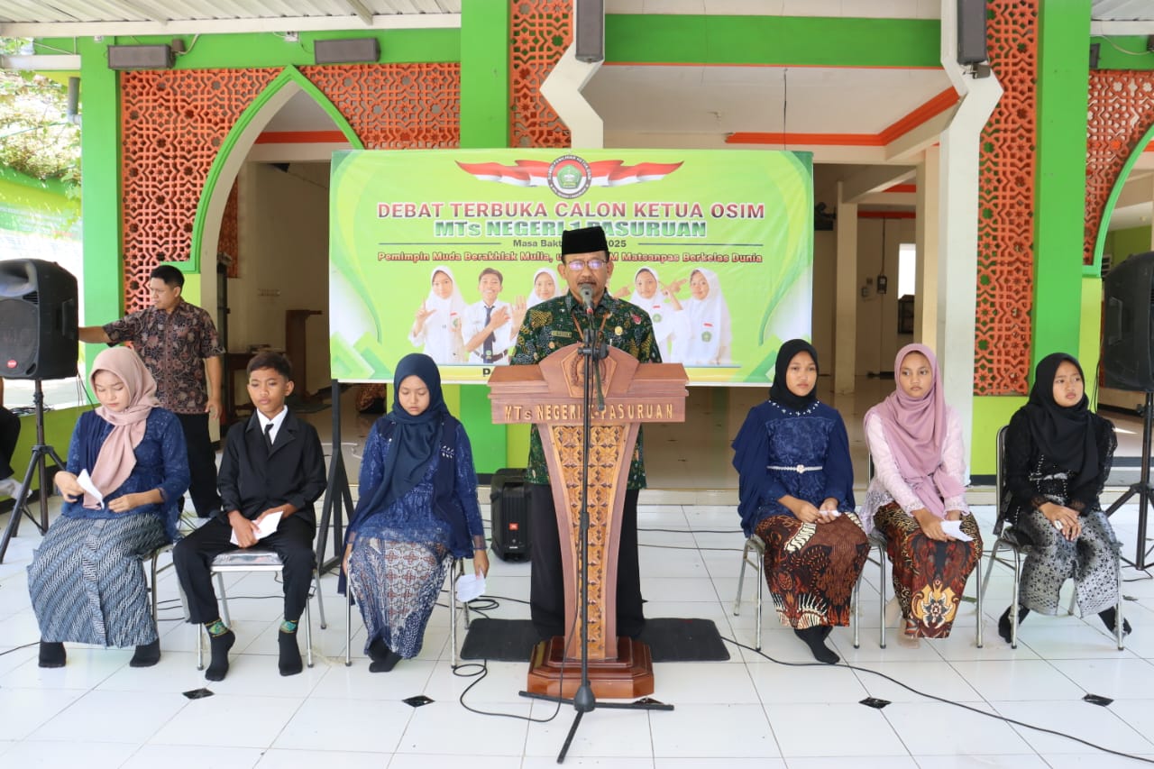 Debat Kandidat dan Pemilihan Ketua OSIM, Warnai Pesta Demokrasi MTsN 1 Pasuruan