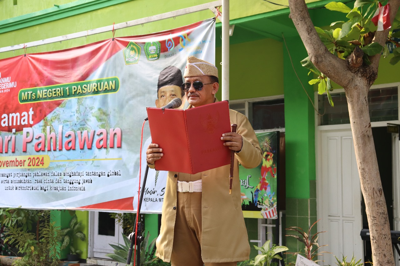 Momentum Hari Pahlawan, Kepala Madrasah Ajak Warga Madrasah Agar Mensuritauladani Jasa Pahlawan