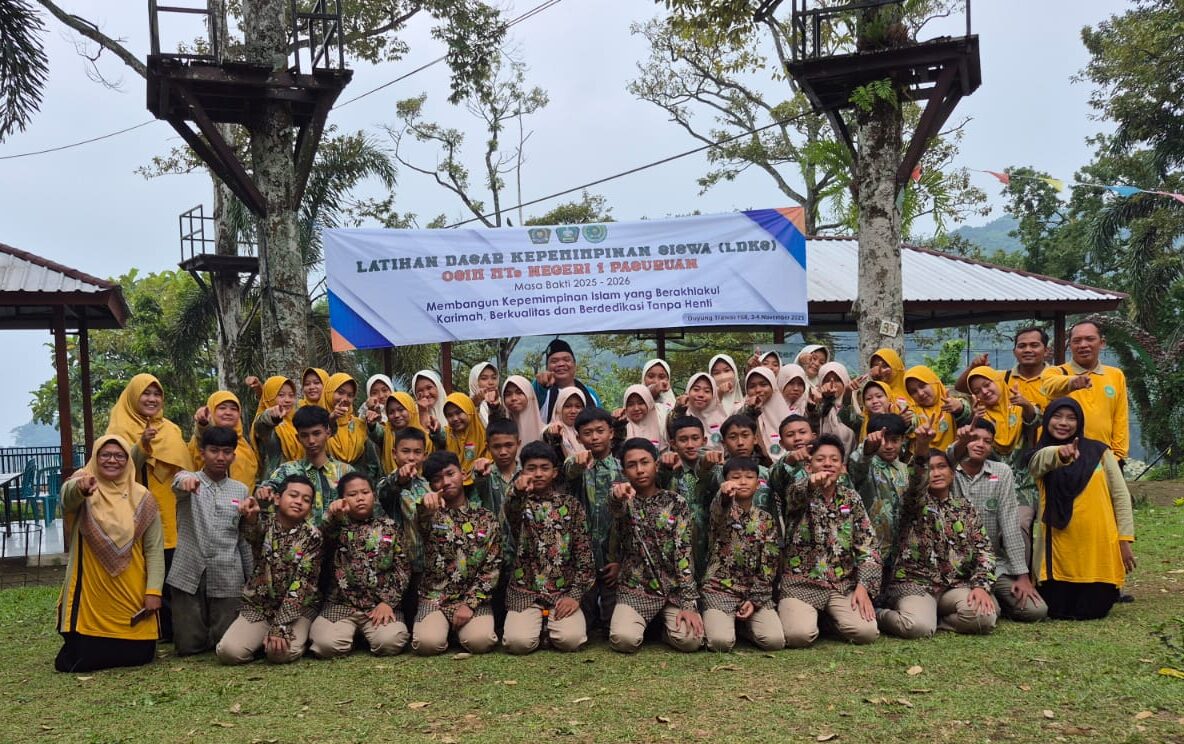 LDKS Pengurus OSIM MTsN 1 Pasuruan Masa Bakti 2025/2026 Digelar di Duyung Trawas Hills