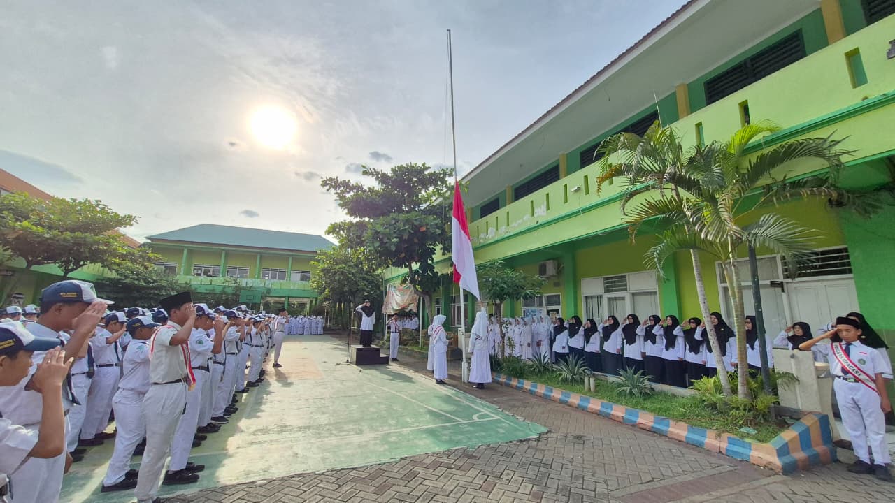 Don't Just Show Up, Stand Out! Pesan Bermakna tentang Aktualisasi Diri