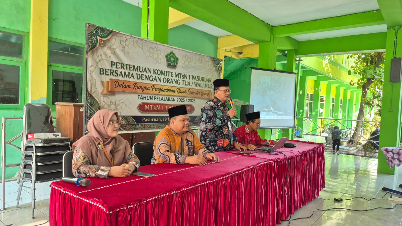 MTsN 1 Pasuruan Gelar Pertemuan Wali Murid Kelas 7 dan 8 Sebelum Pembagian Rapor