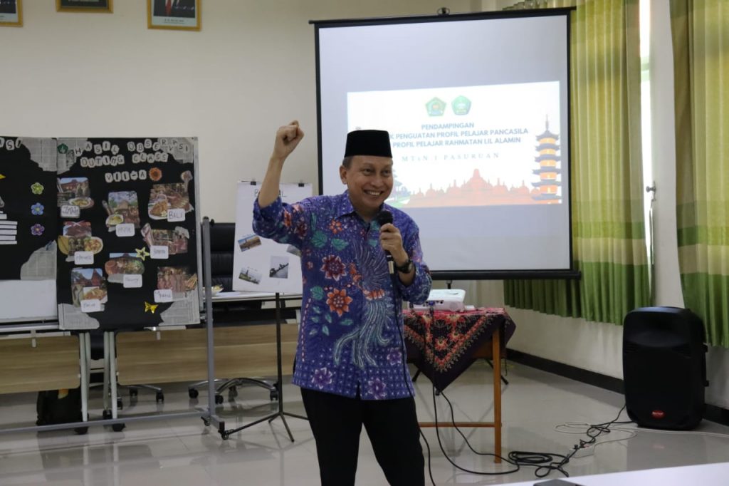 Bersama Dr. Sutirjo, MTsN 1 Pasuruan Ikuti  Pendampingan P5P2RA Dalam Implementasi Kurukulum Merdeka