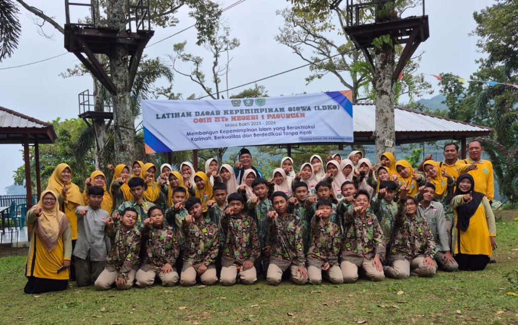 LDKS Pengurus OSIM MTsN 1 Pasuruan Masa Bakti 2025/2026 Digelar di Duyung Trawas Hills